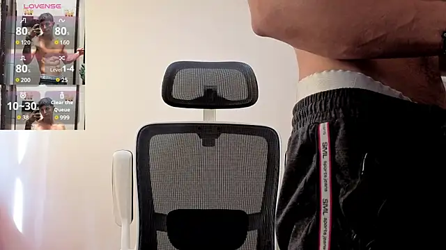 Cristopher23  online show from 10/19/25, 01:34