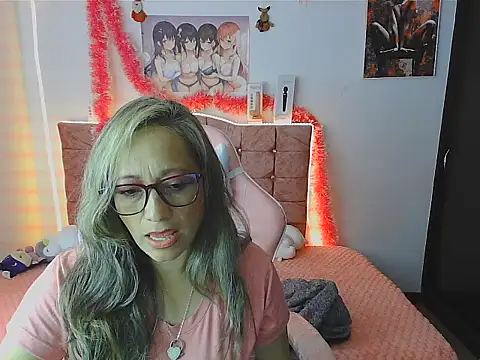 Melanyy 100 online show from 12/12/24, 06:21