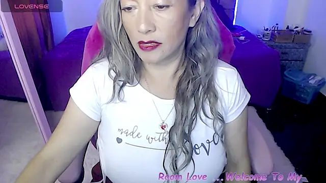 Melanyy 100 online show from 11/13/25, 09:47