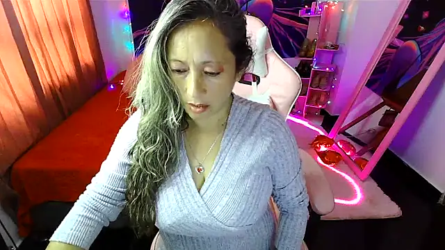 Melanyy 100 online show from 03/24/26, 09:09