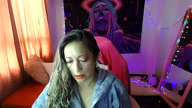 Melanyy 100 online show from 04/08/26, 06:52