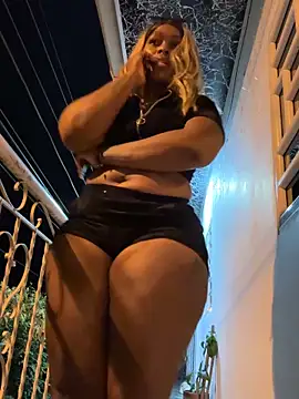 Lilybaudinx96 online show from 01/06/26, 05:44