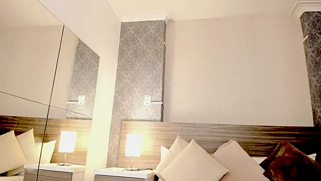 Snapshot of Mistyca chatting on 02/01/25, 11:10 Mistyca online show from 02/01/25, 11:10