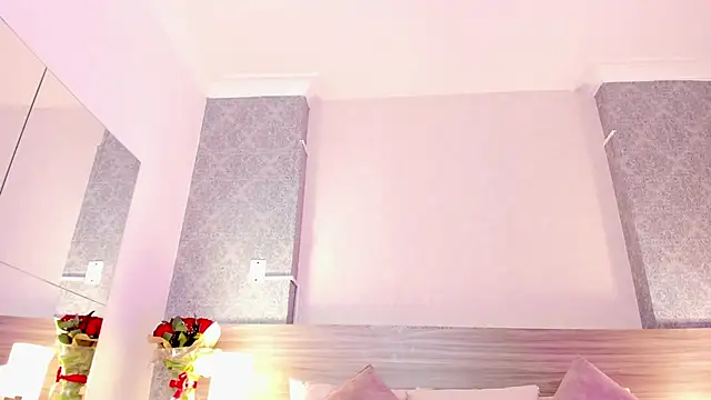 Snapshot of Mistyca chatting on 02/13/25, 12:11 Mistyca online show from 02/13/25, 12:11