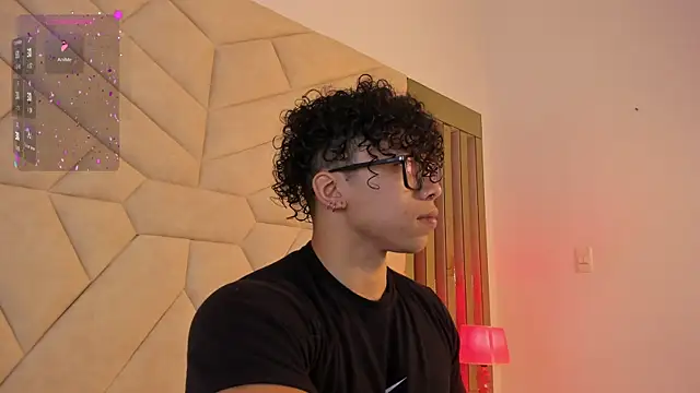 AkazaBoy  online show from 11/06/25, 04:46