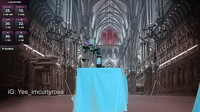 Snapshot of CurlyRose__ chatting on 11/01/25, 01:07 CurlyRose online show from 11/01/25, 01:07