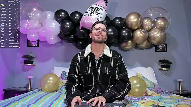 ETHAN ADAM online show from 12/31/24, 12:11