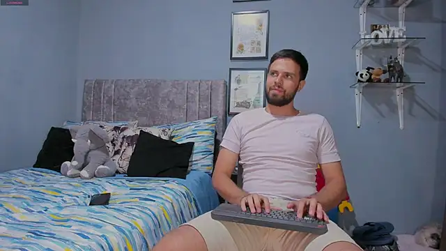 ETHAN ADAM online show from 03/30/26, 08:54