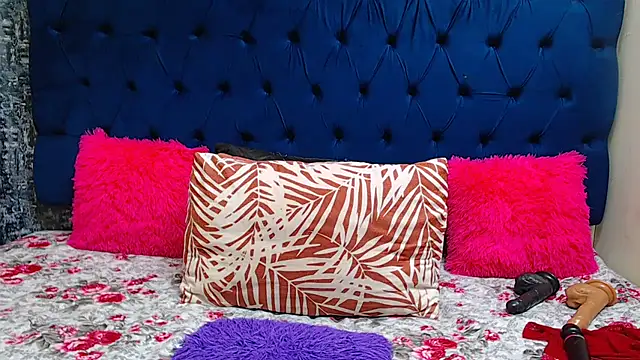 MelaninBear online show from 10/01/25, 10:27