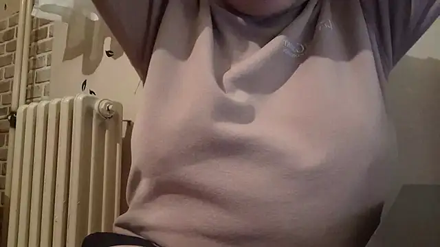 AalinnaK online show from 02/24/25, 08:47