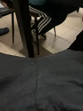 daubine46 online show from 04/01/26, 01:23