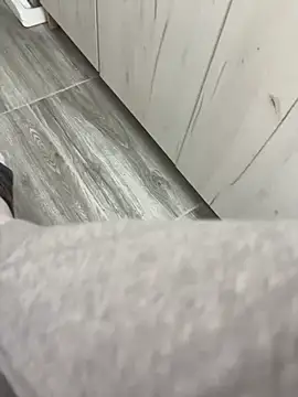 daubine46 online show from 04/18/26, 06:39