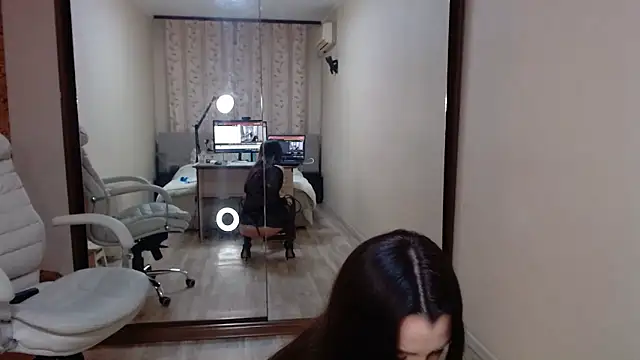 Snapshot of VitaminPorn chatting on 11/03/25, 08:21 VitaminPorn online show from 11/03/25, 08:21