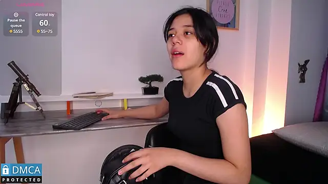 floriamANDjazmin online show from 02/07/25, 11:23