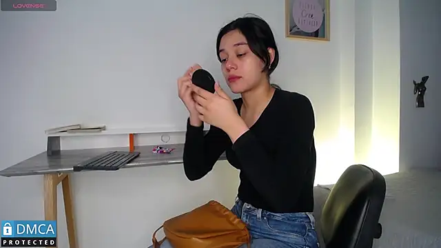 floriamANDjazmin online show from 02/28/25, 03:04