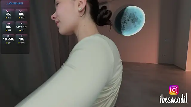 adriana allien online show from 05/19/26, 11:44
