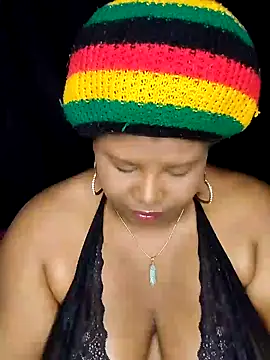 Snapshot of Leidy_quin chatting on 01/26/25, 09:29 Leidy quin online show from 01/26/25, 09:29