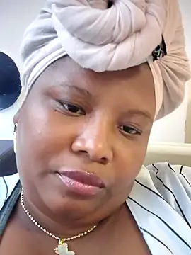 Snapshot of Leidy_quin chatting on 05/30/26, 10:18 Leidy quin online show from 05/30/26, 10:18