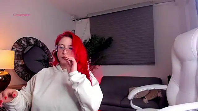 miss julietaa online show from 03/20/25, 11:49