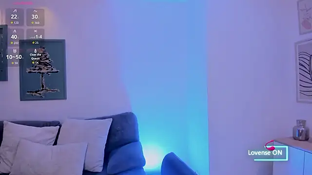 Snapshot of MaddisonLowe chatting on 02/27/26, 10:43 MaddisonLowe online show from 02/27/26, 10:43