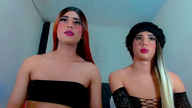 Hellen moons   online show from 03/08/25, 09:39