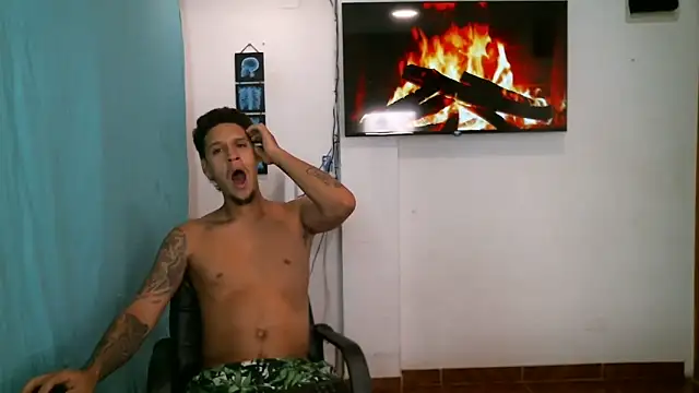 JacobandChloee online show from 04/16/26, 11:51