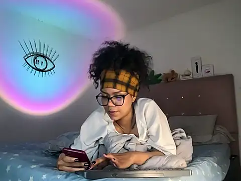 Ale xandra online show from 12/18/25, 03:45