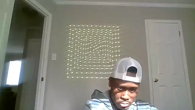 Snapshot of PETER-RABIT chatting on 12/13/24, 04:27 PETER-RABIT online show from 12/13/24, 04:27