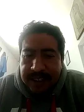 Snapshot of Loco1407 chatting on 11/03/25, 06:31 Loco1407 online show from 11/03/25, 06:31