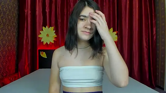  Polly Love  online show from 12/01/25, 07:13