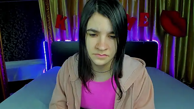  Polly Love  online show from 02/17/26, 07:05