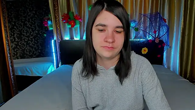  Polly Love  online show from 03/09/26, 07:23