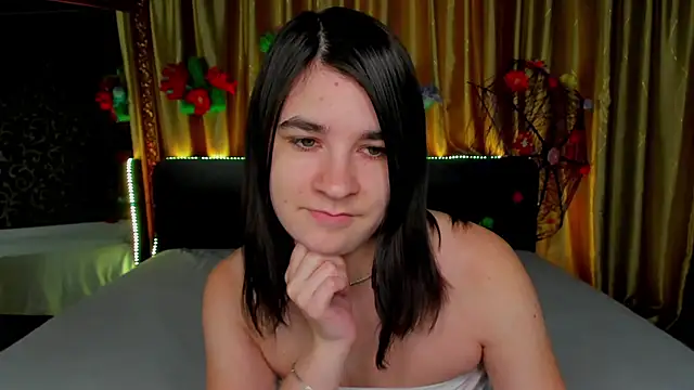  Polly Love  online show from 03/11/26, 07:03