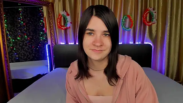  Polly Love  online show from 04/10/26, 06:29