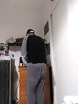 Snapshot of affascino chatting on 12/20/25, 08:54 affascino online show from 12/20/25, 08:54