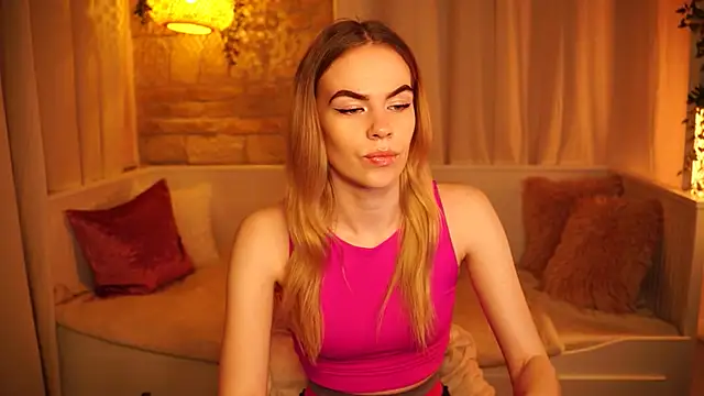 sn0w barbie online show from 02/09/25, 04:18