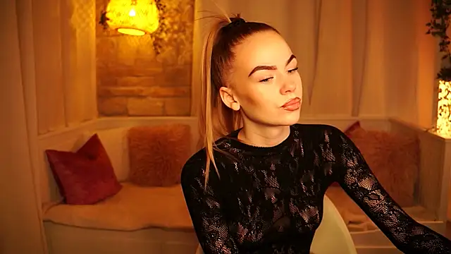 sn0w barbie online show from 02/21/25, 09:34