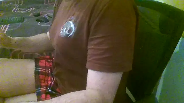 Snapshot of AshWinter chatting on 12/11/24, 12:34 AshWinter online show from 12/11/24, 12:34