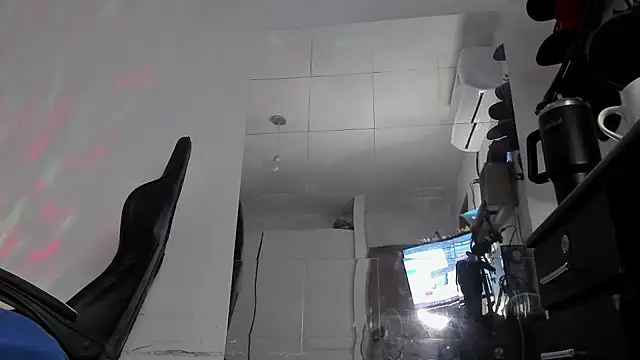 Moon Sammy online show from 04/26/26, 01:47
