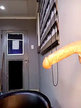 DickDiva1 online show from 02/23/25, 09:37