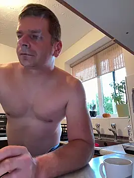 Snapshot of Dan_NFS chatting on 10/06/25, 06:22 Dan NFS online show from 10/06/25, 06:22