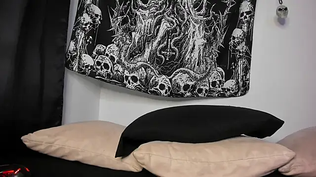 Agnes jones  online show from 04/09/26, 12:21