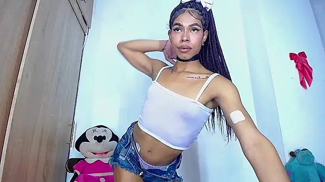 Snapshot of bloom444 chatting on 02/12/25, 08:06 bloom444 online show from 02/12/25, 08:06