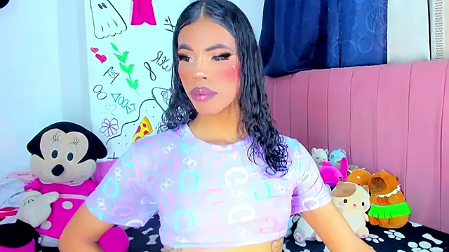 Snapshot of bloom444 chatting on 09/08/25, 10:42 bloom444 online show from 09/08/25, 10:42