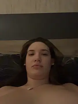 Holly Molii online show from 04/10/26, 03:56