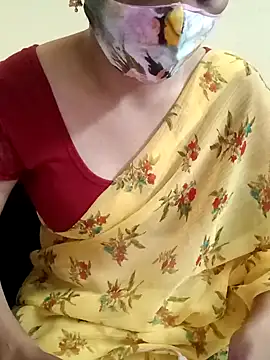 Snapshot of yourtamilcouple chatting on 12/02/24, 12:51 yourtamilcouple online show from 12/02/24, 12:51