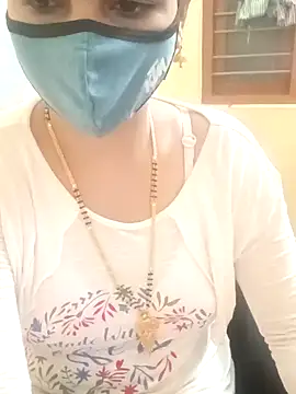 Snapshot of yourtamilcouple chatting on 12/26/24, 12:05 yourtamilcouple online show from 12/26/24, 12:05