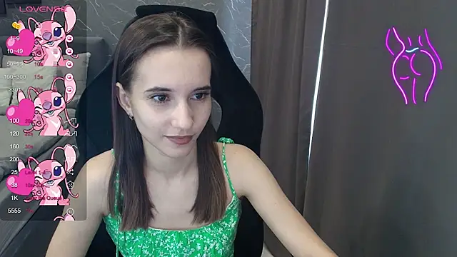 Alice Weiss online show from 11/06/25, 10:38