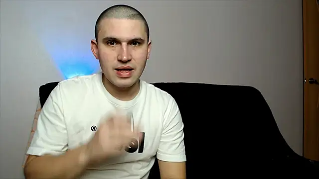 Snapshot of SweetSSSdreamS chatting on 12/05/24, 11:18 SweetSSSdreamS online show from 12/05/24, 11:18