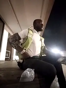 Landlordlandlord12 online show from 04/12/26, 01:54